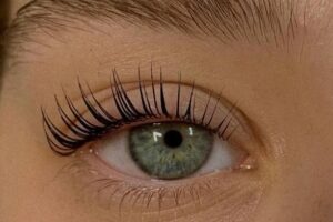 Ranking of the Best Lash Lift and Lamination Kits for At-Home Use